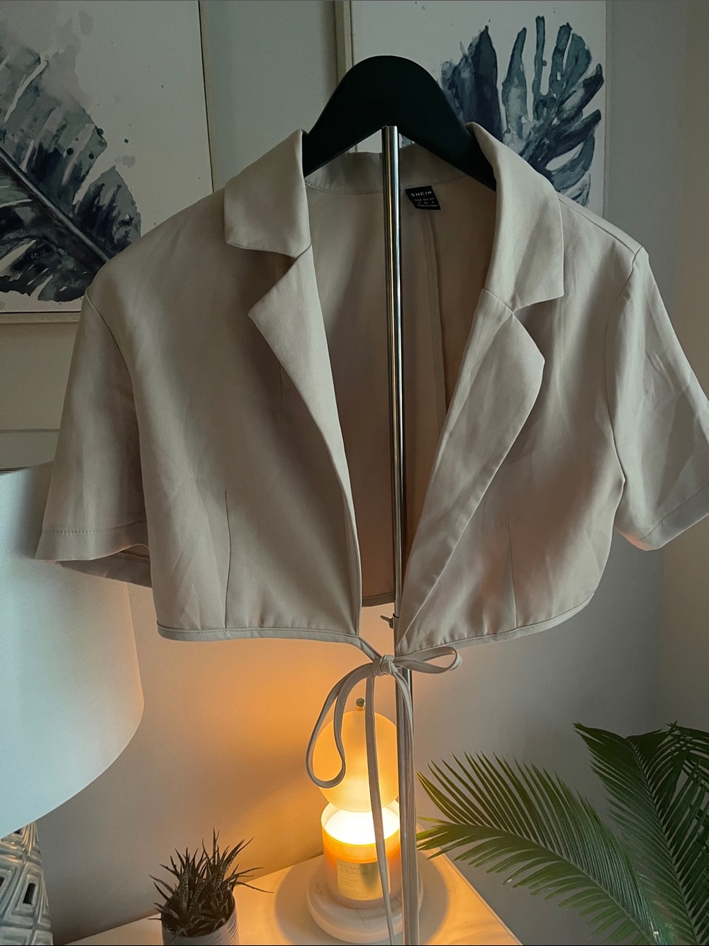 SHEIN Neutral Cream Cropped Blazer